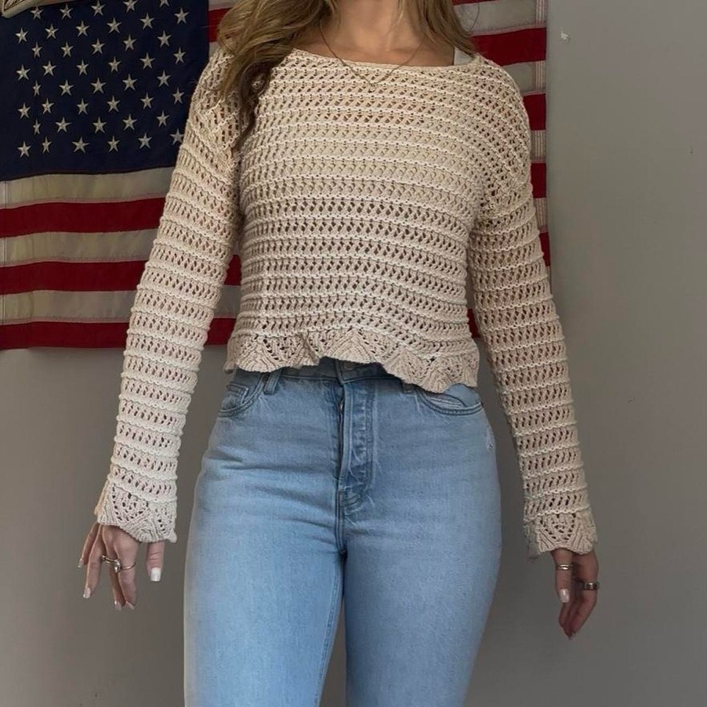 American Eagle Outfitters Beige Knit Top